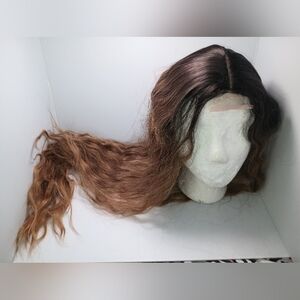 Soyeon SYNETHETIC WavybLace Front HD 180% Density. Honey Blonde. 30 inch